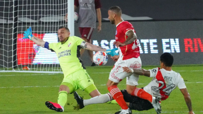 Cachetazo monumental de Argentinos en la casa de River