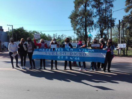 58docentes nueva protesta.jpeg