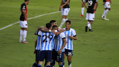 Racing venció a Colón y dio un paso importante para la clasificación