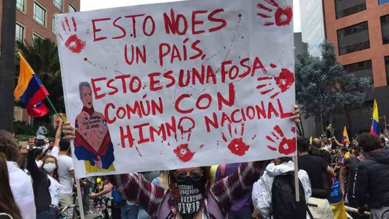 Nueva jornada de movilizaciones contra el gobierno mantiene paralizada a Colombia