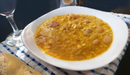 locro tradicional.jpg