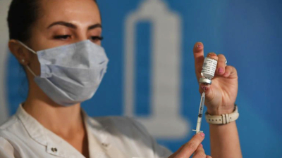 Carla Vizzotti anunció que el Gobierno firmó un contrato con Sinopharm por 24 millones de dosis