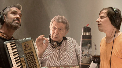 “Como un cisne”, un chamamé sobre el mate