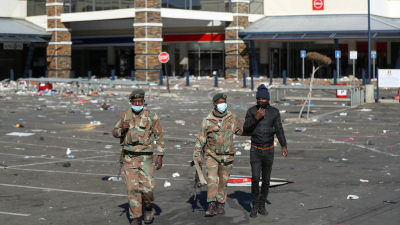 Sudáfrica: al menos medio centenar de muertos en ola de protestas por encarcelamiento de Zuma