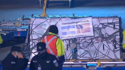 Llegaron tres millones y medio de vacunas de Moderna donadas por los Estados Unidos