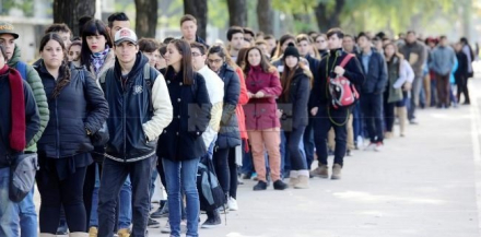 jovenes.jpg