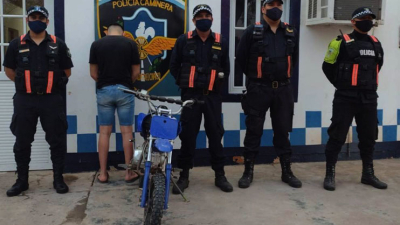 Roban 900.000 pesos en asalto a encargada de estación de servicios