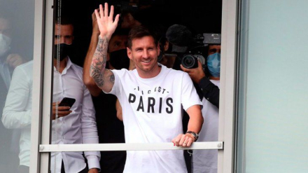 messi-paris.jpg