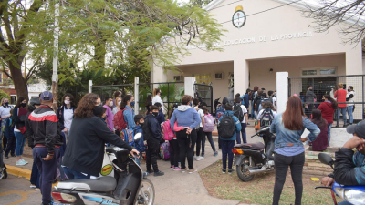 Solo 43 de cada 100 alumnos del país llegan a 6° grado en el tiempo esperado y con conocimientos satisfactorios