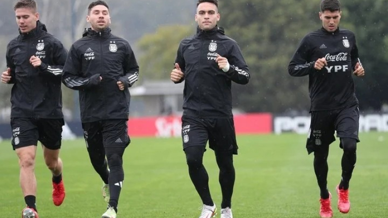 Alerta: un positivo en la burbuja de la Selección
