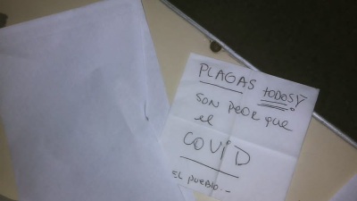 Los insólitos mensajes que se encontraron durante el escrutinio