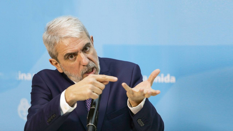 Exigen la renuncia del ministro de Seguridad Aníbal Fernández