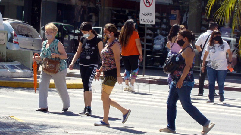 Confirmaron 18 muertes y 1.417 contagios en las últimas 24 horas