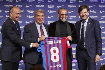 alves.jpg