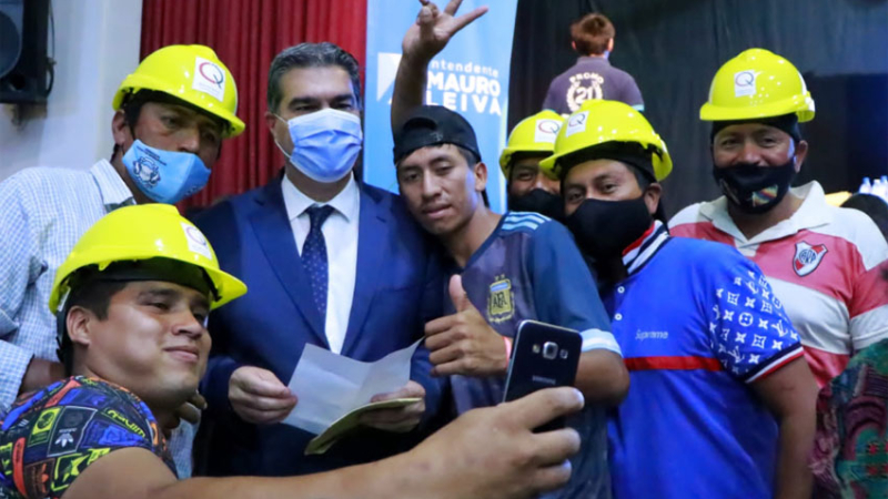 Capitanich recibió ofertas para 302 unidades habitacionales