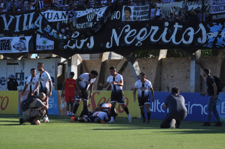 For Ever cancha 3.jfif