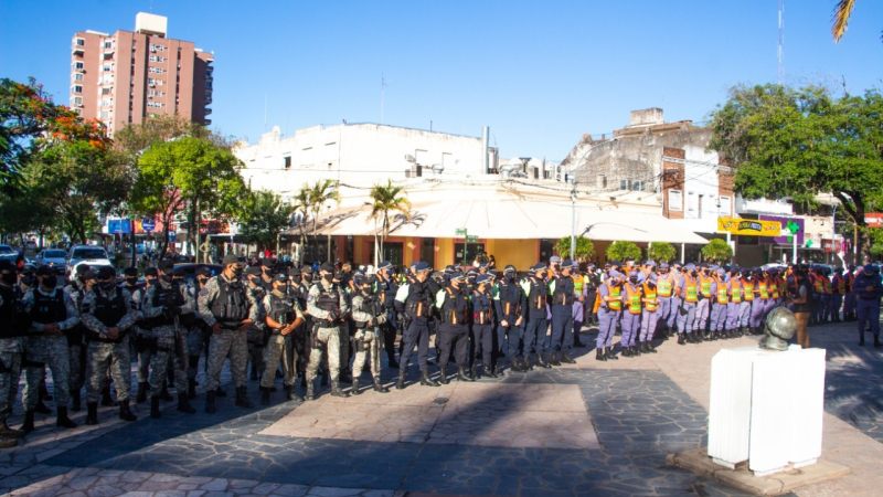 Motorizados, caminera, comisarías, investigaciones y canes en las calles para garantizar la seguridad