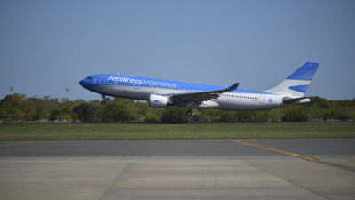 El aeropuerto internacional retoma sus viajes a Córdoba y sumará a Salta en 2022