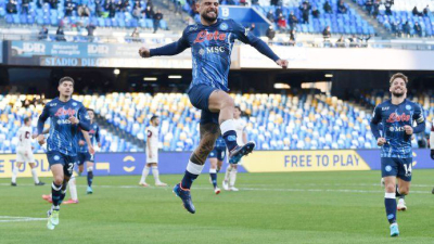 Insigne igualó un récord de Diego Maradona en Napoli