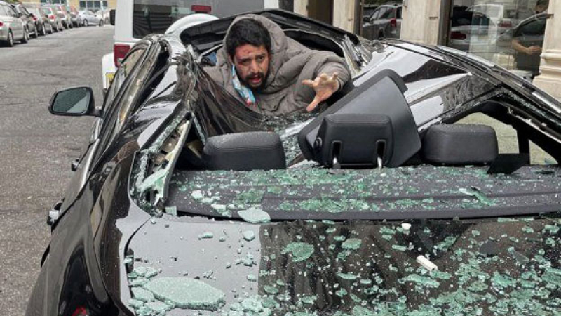 Cayó de un noveno piso sobre un auto y sobrevivió