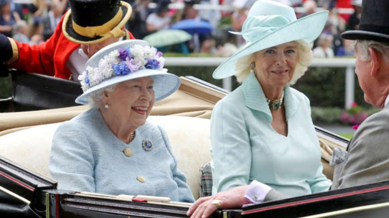 Isabel II reinará hasta la muerte pero quiere que Camilla sea la próxima reina