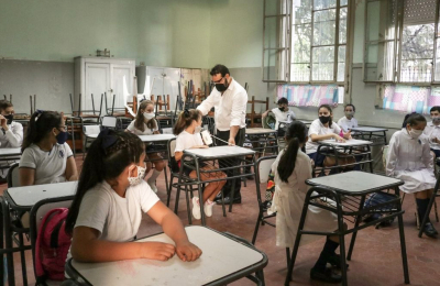 Resurge la vieja polémica por el pago de presentismo a los docentes