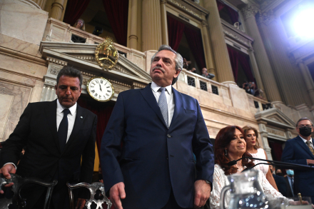 Alberto asamblea legislativa.jpg