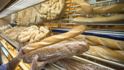 Panaderos cada vez más afectados por aumento del precio de la harina