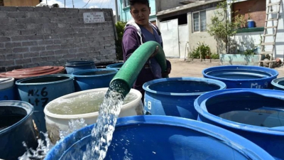 México: grandes bancos acaparan permisos para explotar agua