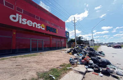 Continúa el conflicto entre corralón y camioneros, aunque sin bloqueos