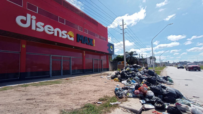 Continúa el conflicto entre corralón y camioneros, aunque sin bloqueos