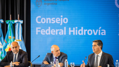 Capitanich pidió "desarrollar una flota fluvial competitiva"