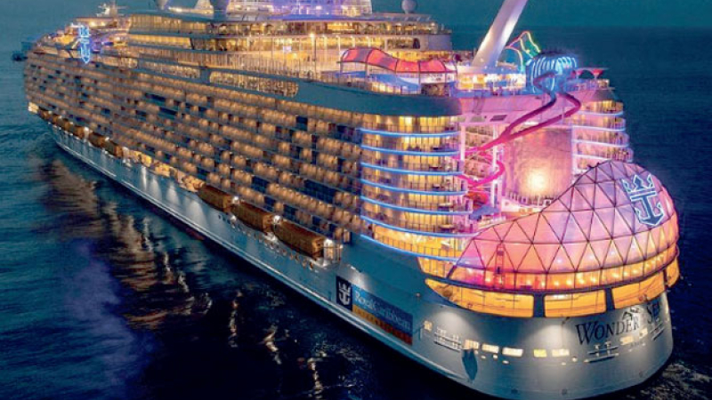 Casino, teatro y 20 restaurantes: parece una ciudad, pero es el crucero más grande del mundo