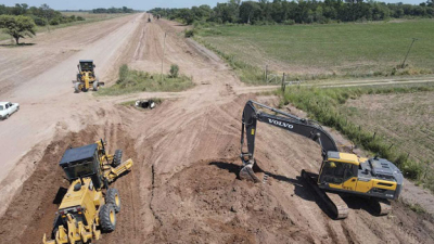 Capitanich firmó contrato para la repavimentación de la ruta 6