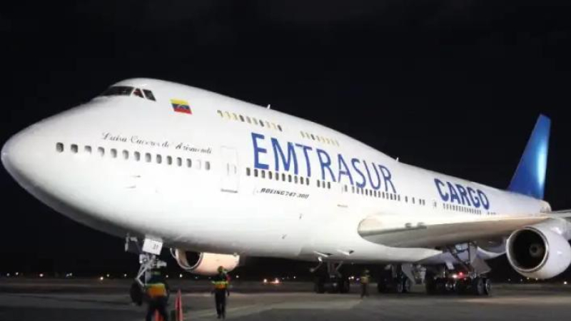El misterioso avión de venezolanos e iraníes que volaba "en secreto" y fue retenido en Ezeiza
