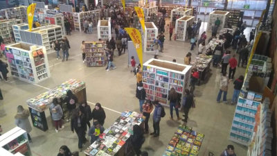 Destacada presencia chaqueña en la Feria del Libro de Reconquista, Santa Fe