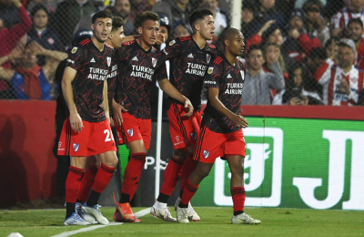 River fue pura contundencia y puso fin a la sequía con un show de goles