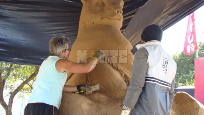La mitad de semana, y del concurso, se vive a pleno arte y sol