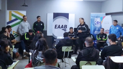 Más de 30 árbitros y aspirantes del básquet chaqueño se capacitaron