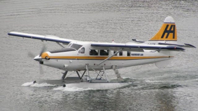 Un muerto y nueve desaparecidos en accidente aéreo en Estados Unidos