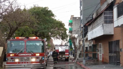 Fatal incendio en el centro correntino: murieron una madre y su hija