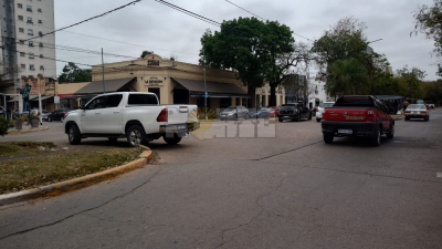 El peligroso estacionamiento en bocacalles