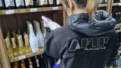 Millonaria evasión: incautaron más de 1.900 botellas de vino
