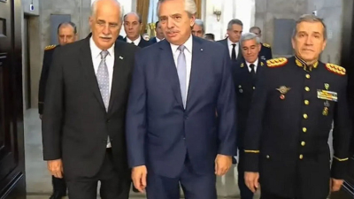 El presidente instó a las FFAA a robustecer la presencia en el sur