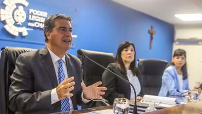Gobierno presentó un Presupuesto que mantiene la inversión y el superávit