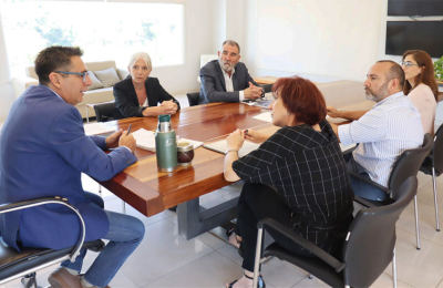 Presentaron a Gustavo Martínez la terna de aspirantes al Juzgado de Faltas ambiental