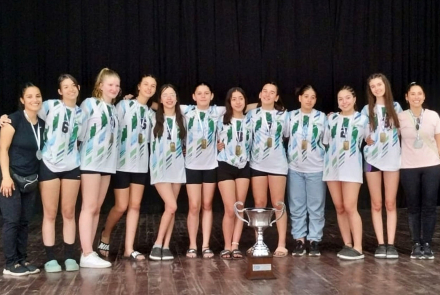 campeonas cestobol.JPG