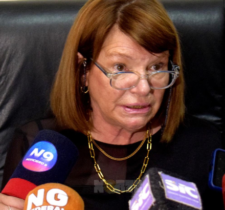lupi2.jpg copy