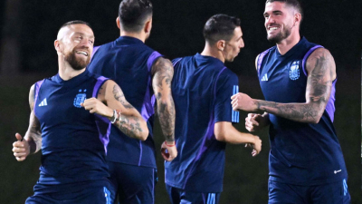 Argentina afronta con variantes su primera final frente a México