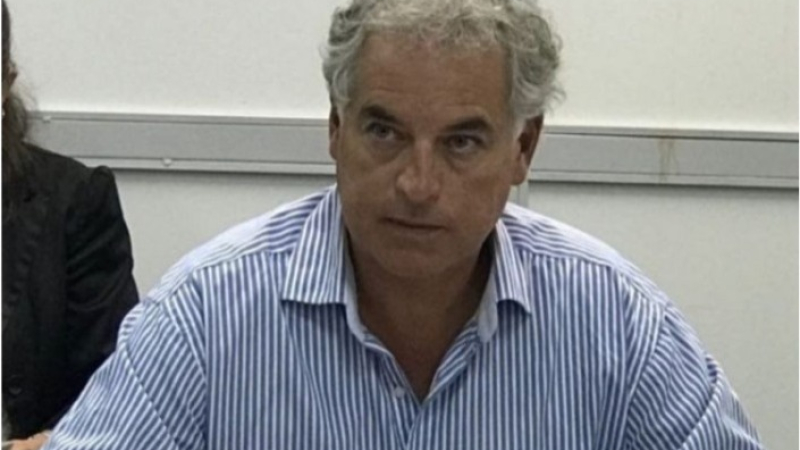 Domínguez: "Capitanich quiere su diploma de Gildo Insfrán"